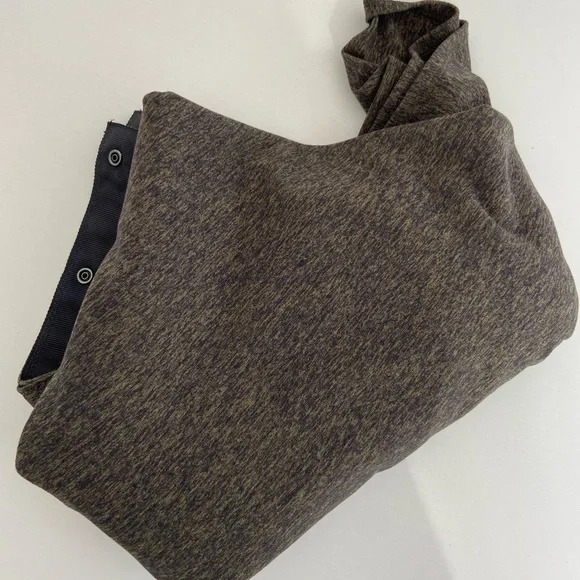 Lululemon Vinyasa Scarf - Picture 6 of 6